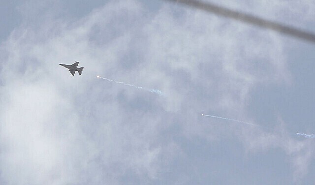 النشرة: تحليق للطيران الحربي الاسرائيلي فوق منطقة حاصبيا العرقوب