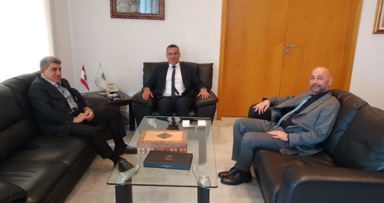 وزير الزراعة بحث مع طليس التحضيرات لإطلاق الخطة الوطنية لزراعة القنب: للتعاون بين الدولة والمجتمع