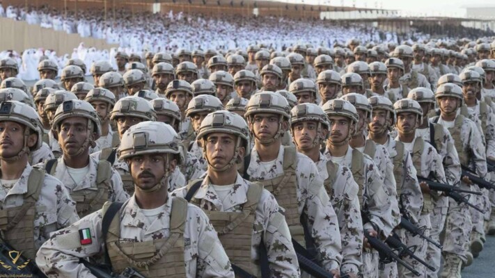 الدفاع الإماراتية: دفاعاتنا الجوية تتعامل مع صواريخ ومسيرات أطلقت من ⁧‫إيران