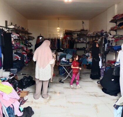 بلدية الكفور - تول قدمت وجبات وملابس وحصص غذائية وصحية واستضافت عيادة نقالة للصليب الأحمر