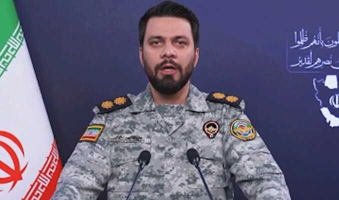 مقر خاتم الأنبياء: ننفي بشدة مزاعم "سنتكوم" بشأن اقتراب ودخول سفن أميركية إلى مضيق هرمز