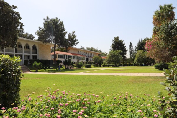 جامعة رفيق الحريري نالت إعادة الاعتماد الأكاديمي من هيئة "ABET" حتى 2031