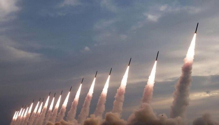التلفزيون الإيراني: إطلاق موجة جديدة من الصواريخ باتجاه الأراضي المحتلة