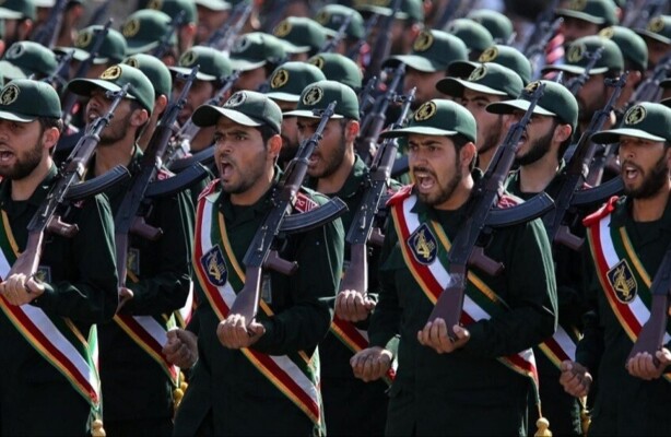 الحرس الثوري للدول المجاورة: انتهى ضبط النفس وسنقوم باستهداف البنية التحتية التابعة للولايات المتحدة وشركائها