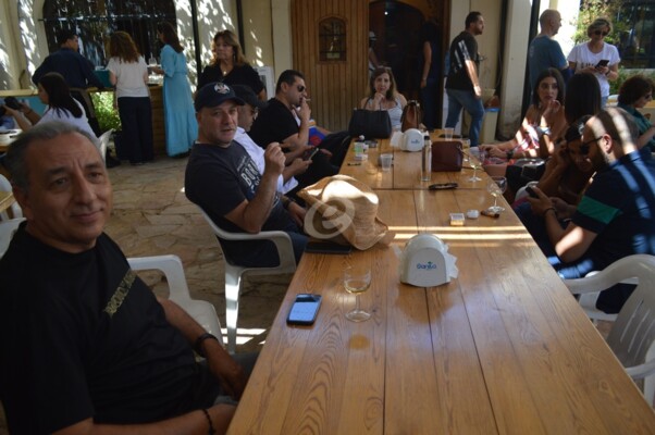 جولة إعلامية فنية في شاتو سان توماس دعما لإنتاج النبيذ اللبناني