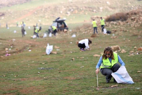 السيدة كلودين عون روكز اطلقت من كسروان حملة تطوعية لجمع خراطيش الصيد