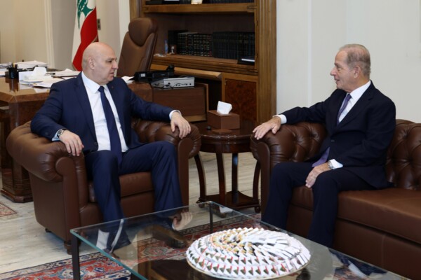 الرئيس عون عرض للأوضاع في لبنان مع السفير الأميركي وعبر عن امتنانه لرغبة الرئيس الأميركي بدعوته وجهوزيته لتلبيتها