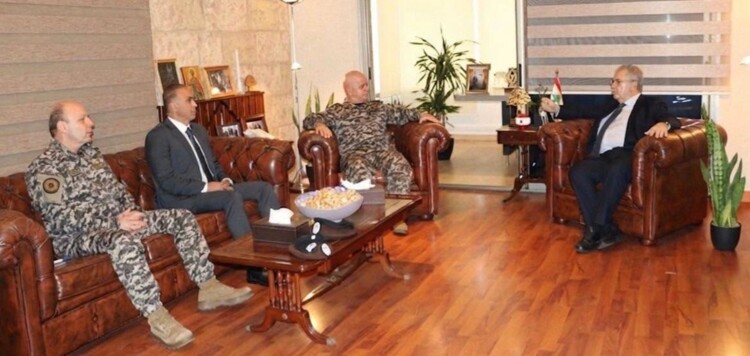 متري ممثلًا رئيس الحكومة والسفير الأسترالي وشقير عزوا لاوندس باستشهاد 13 عسكريًا بأمن الدولة