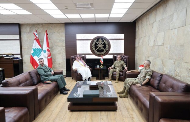 قائد الجيش استقبل سفير السعودية وتشديد على تعزيز العلاقات بين البلدين والتعاون بين الجيشين السعودي واللبناني