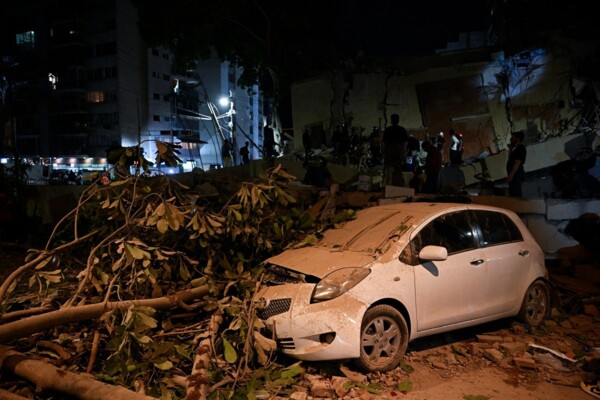 سلطات فنزويلا تعلن حالة الطوارئ بعد زلزالين تجاوزت قوتهما 7 درجات وانهيار مبانٍ في كراكاس
