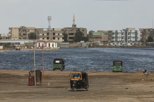 "وول ستريت جورنال": السّودان يعرض على روسيا أول قاعدة بحريّة لها في أفريقيا وموقعاً استراتيجياً غير مسبوق