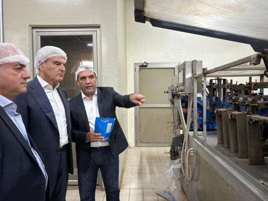 عيسى الخوري خلال جولة صناعية في الكورة: الاستثمارات الصناعية تساهم بتدعيم الاقتصاد وتعزيز النمو