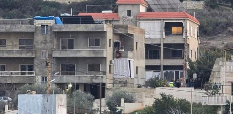 "النشرة": تحليق لطيران الاستطلاع الإسرائيلي فوق يانوح ليلًا والجيش اللبناني يتواجد بمحيط المنزل المهدد