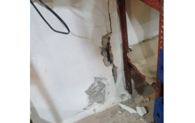 "الجديد": إخلاء مبنى احترازيًا في القبة- طرابلس بعد ظهور تشققات في أعمدة الأساس