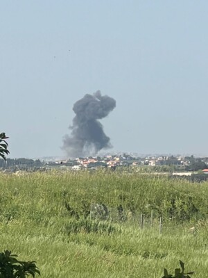 الطيران الحربي الإسرائيلي أغار مستهدفًا مرتفعات علي الطاهر ودراجة نارية في بلدة زوطر الشرقية