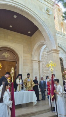 رعية الشويفات للروم الأرثوذكس احتفلت بعيد رؤساء الملائكة وتكريس جرس الكنيسة الجديد