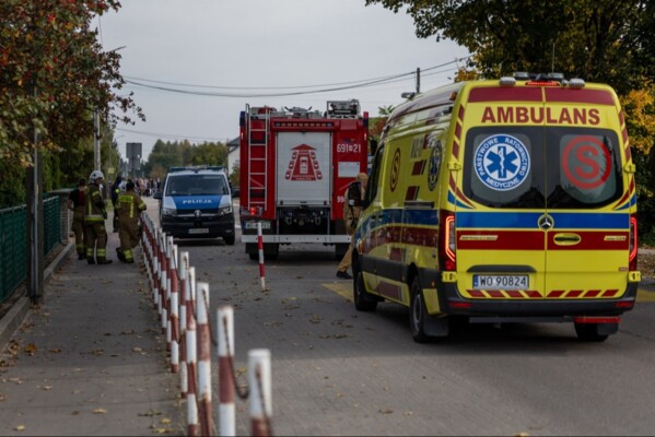 مراهق قتل حارس مدرسته السابقة طعنًا وجرح شخصين آخرين في بولندا