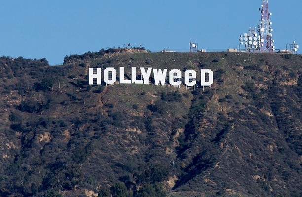 من &quot;HOLLYWOOD&quot; إلى &quot;HOLLYWEED&quot;