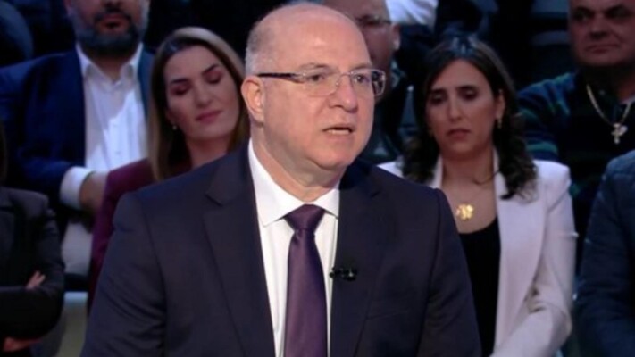 وزير العمل أصدر تعميما لتبسيط الاجراءات وتسهيل انجاز معاملات المواطنين