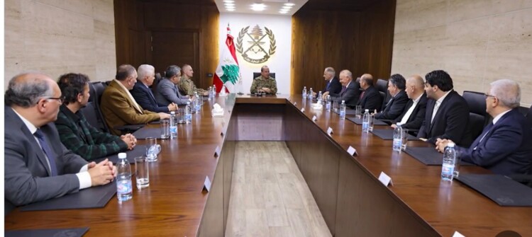 قائد الجيش استقبل مستشار الدفاع البريطاني والسفير الهولندي والرياشي وابوناضر ورابطة قدماء القوى المسلحة