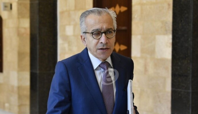 وزير الاقتصاد علّق تداول منتجات ألبان وأجبان لثلاثة معامل في قب الياس وحوش السيد وأمر بسحبها وإتلافها