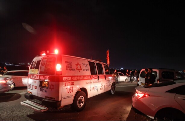 الإسعاف الإسرائيلي: 3 مصابين أحدهم بجروح خطيرة في تل أبيب الكبرى إثر هجوم صاروخي إيراني