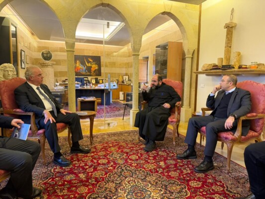 الحاج زار دير مار يوحنا القلعة في بيت مري: لبنان مقبل على أيام خير وبركة في المستقبل القريب