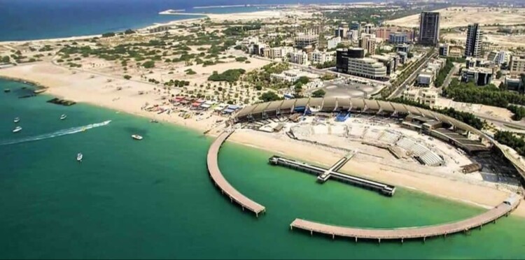 هيئة بحرية: تلقينا بلاغا عن واقعة على مسافة 25 ميلا بحريا إلى الجنوب من جزيرة كيش الإيرانية