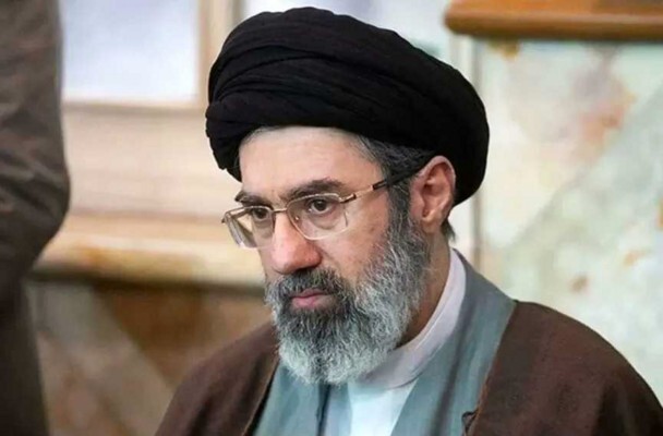 مجلس خبراء القيادة الإيراني: تعيين آية الله مجتبى خامنئي قائدا للبلاد