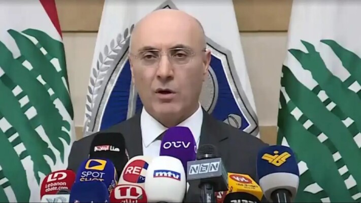 الحجار بعد اجتماع مجلس الأمن المركزي: واجباتنا مواكبة النزوح والتشديد على الإجراءات الأمنية