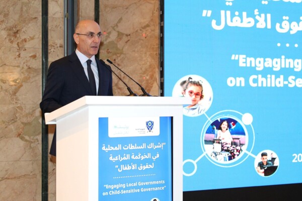 الحجار: الاعتداءات الإسرائيلية تفرض التماسك خلف الحكومة والالتفاف حول الجيش