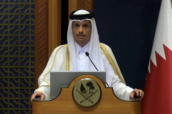 وزير الخارجية القطري: نحاول الضغط على "حماس" للإقرار بضرورة نزع سلاحها