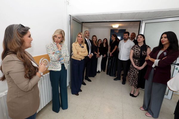 السيدة الأولى زارت مشروع نساء الشمس التابع لجمعية سطوح بيروت