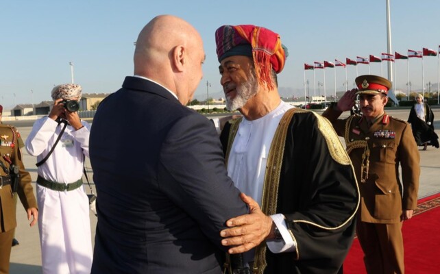 الرئيس عون وصل إلى سلطنة عمان: نثمّن مواقفها الداعمة للبنان ونسعى لفتح آفاق جديدة للشراكة