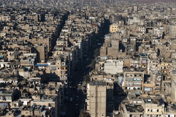 انسحاب "قوات سوريا الديمقراطية" من حيي الأشرفية والشيخ مقصود في حلب بعد أيام من اشتباكات مع الجيش السوري