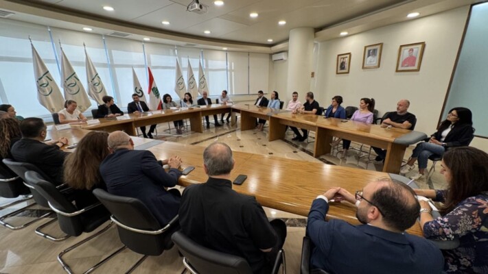 جامعة الحكمة وقعت اتفاقيتين مع السفارة الفرنسية ومؤسسة Oeuvre d Orient لتقديم دعم مالي للطلاب