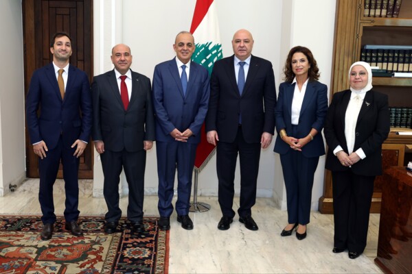 وزير السياحة الأردني اطلع الرئيس عون على التحضيرات لاطلاق الاحتفالات بمرور ألفي سنة على معمودية السيد المسيح في نهر الأردن