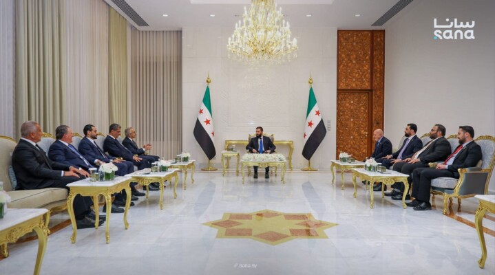 الشرع يستقبل الوزير البساط والوفد المرافق في قصر الشعب