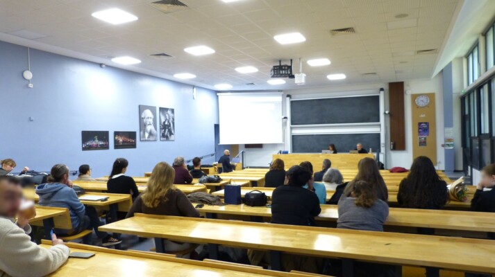 لبناني يحقق سابقة بحثية بدكتوراه في علوم الإعلام في فرنسا بالتعاون مع هارفارد وفيسبوك