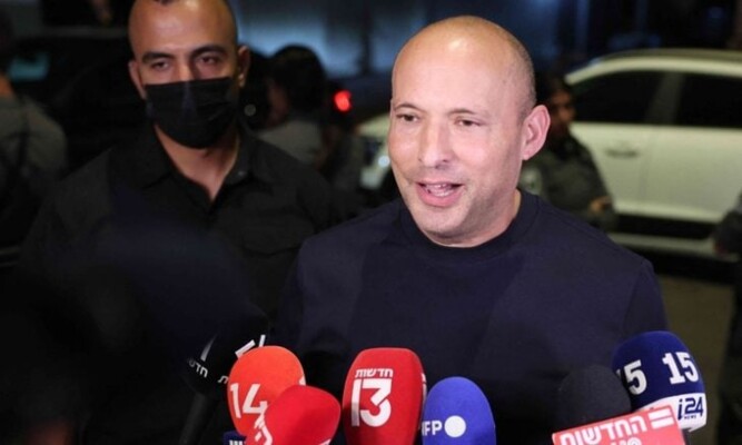 بينيت: الجيش الاسرائيلي يواجه خطر الانهيار وحكومة نتانياهو مسؤولة عن نقص الجنود