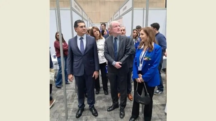 جامعة القديس يوسف افتتحت مؤتمر USJ CONNECT تحت شعار "تمكين كل قطاع ودعم كل مسار مهني"