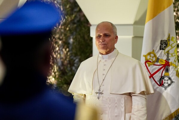 البابا للُبنانيين: حذار الهُروب والبقاء في الوطن يتطلب شجاعة وبصيرة