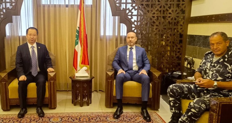 سفير الصين زار محافظ الجنوب على رأس وفد: دعمنا مستمر للبنان لتحقيق سيادته واستقلال اراضيه