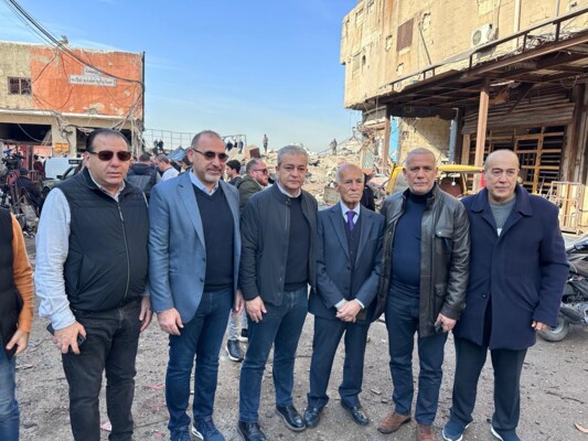 وفد من جمعية تجار صيدا تفقد أضرار العدوان في سينيق وطالب بتعويض المتضررين