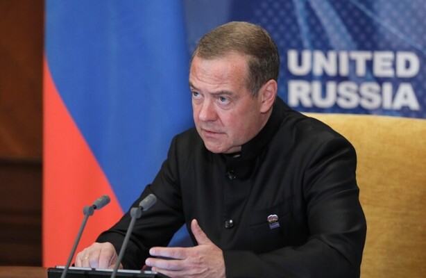 مدفيديف: الدول أوروبية لا يمكنها شن حرب ضد روسيا لأنهما ضعيفة ومتفرقة