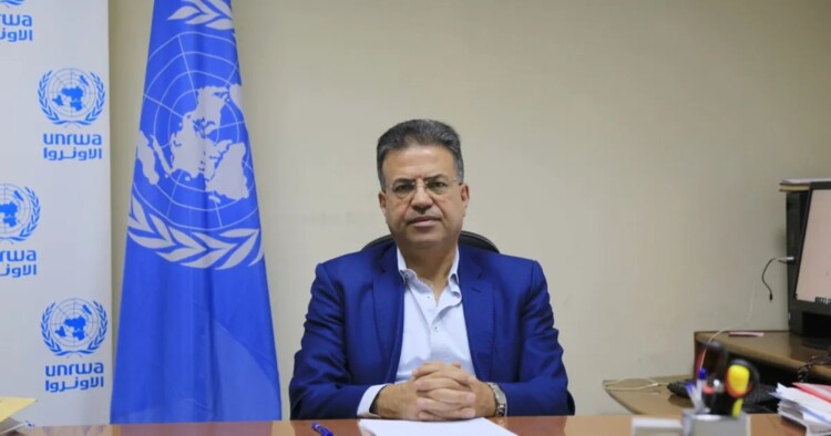 المتحدث باسم "الأونروا": ننتظر الإشارة للبدء بتوزيع المساعدات بغزة ولدينا مخازن في مصر والأردن