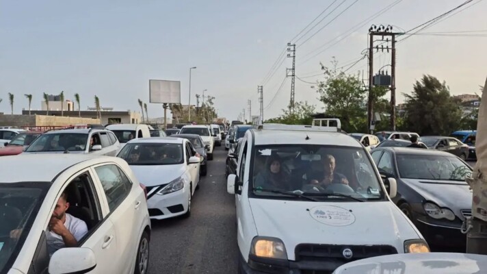 ازدحام السير على جسر القاسمية مع عودة الأهالي إلى الجنوب