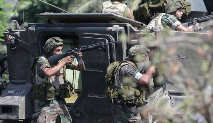 "النشرة": الجيش اللبناني يداهم بريتال ويلاحق مطلوبين أطلقوا النار خلال تشييع في البلدة