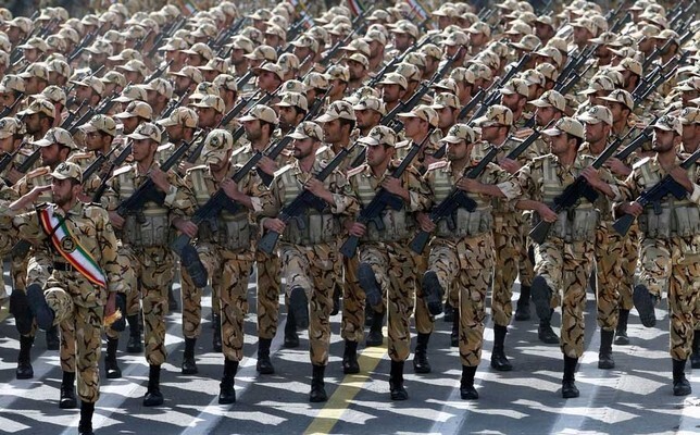 الجيش الإيراني: استهدفنا بالمسيرات مركزا عسكريا بحيفا ومركز استقبال معلومات أقمار التجسس الصناعية الإسرائيلية