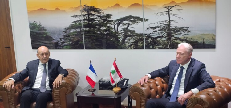 رجي التقى لودريان: الجيش اللبناني ينفذ مهاماً كبيرة رغم ضعف إمكانياته